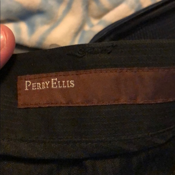 Perry Ellis slacks 40X32 - Picture 1 of 3